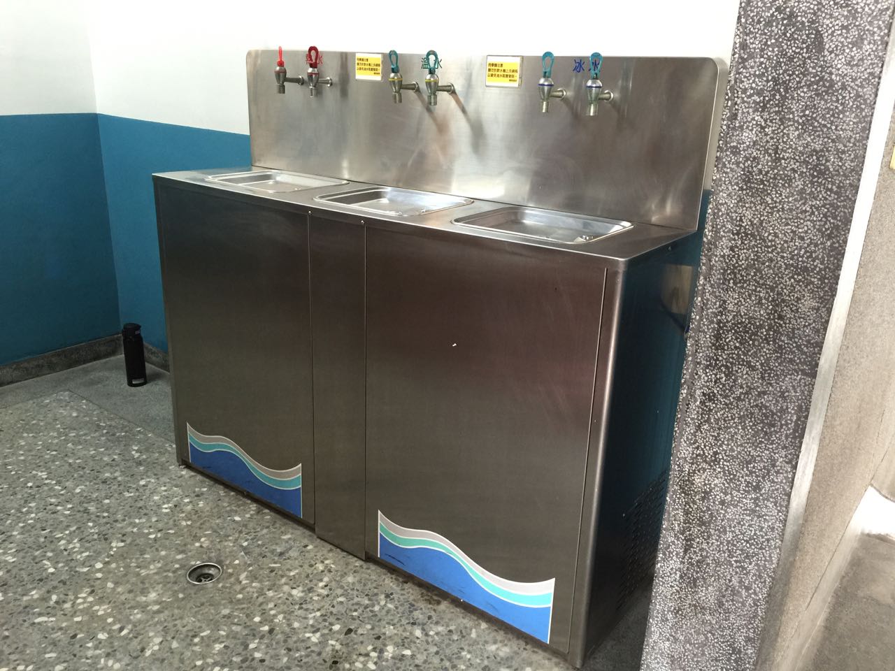 大山淨水曉明女子高級中學迦拿生飲系統